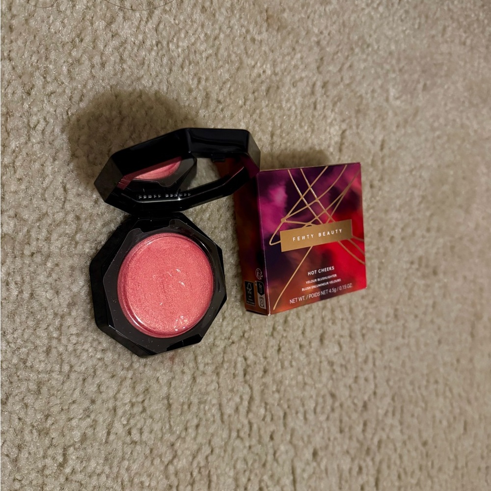 Fenty Beauty Hot Cheeks Blush - Coral - Picture 2 of 5